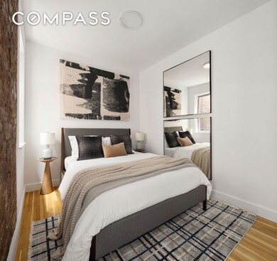 323 W 11th St unit 4W, New York, NY 10014 - photo 4