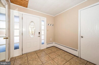 1107 Meadowlark Dr, Halethorpe, MD 21227 - photo 5