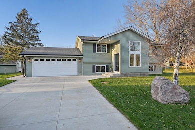 118 Crystal Ct, Montrose, MN 55363 - photo 2