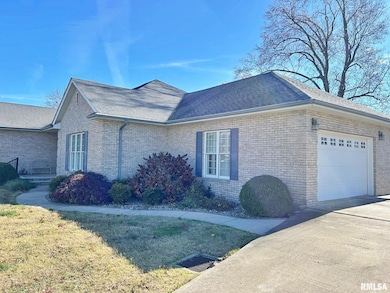 8 Dogwood Place, Harrisburg, IL 62946 - photo 6