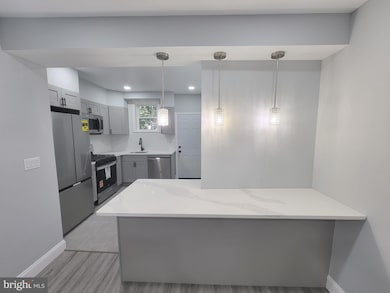 2013 S Croskey St, Philadelphia, PA 19145 - photo 3