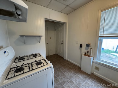 3932 E Admiral Ct, Tulsa, OK 74115 - photo 4