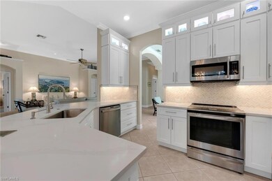 Quartz countertops, Stainless Steele appliances, n