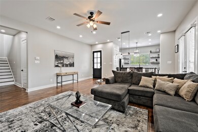 3034 Wayne St unit A, Houston, TX 77026 - photo 5