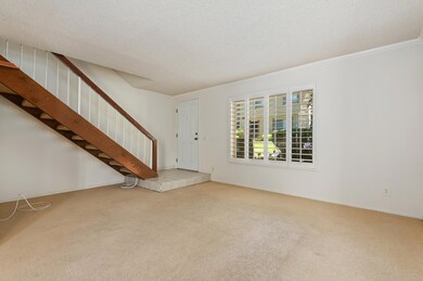 05 - Living Room