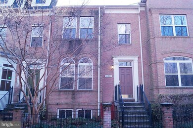 10205 Pembrooke Green Place, Columbia, MD 21044 - photo 2