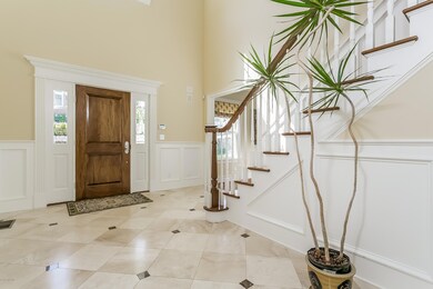 007-Foyer-2121201-large