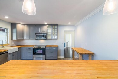 Breakfast Bar