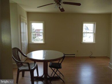 31 E 4th St, Lansdale, PA 19446 - photo 3