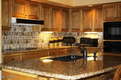 Kitchen Island/Backsplash