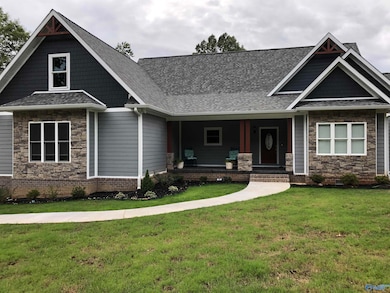 61 Monte Sano Dr, Scottsboro, AL 35769 - photo 3