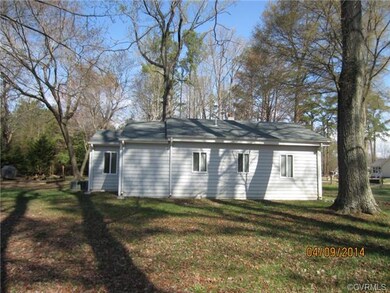 270 Pine Rd, Dunnsville, VA 22454 - photo 3