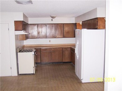 15353 Woodhill Ct, Horizon City, TX 79928 - photo 6