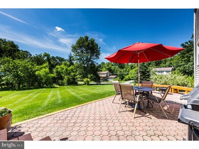 360 Maple St, Downingtown, PA 19335 - photo 7