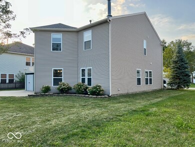 12535 Courage Crossing, Fishers, IN 46037 - photo 3