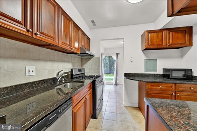 6009 Majors Ln unit 2, Columbia, MD 21045 - photo 4