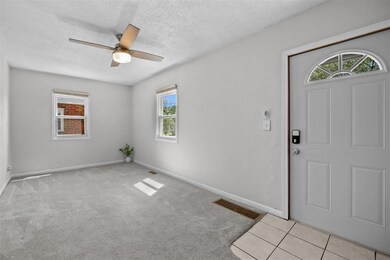 2217 Searle St, Des Moines, IA 50317 - photo 3