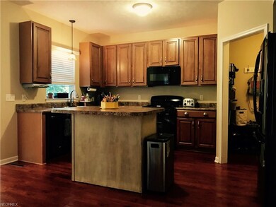 577 Sparrow Way, Wadsworth, OH 44281 - photo 7