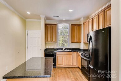 1305 Summit Greenway Ct unit 1C, Charlotte, NC 28208 - photo 4
