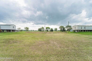 2518 Claude Leblanc Rd, New Iberia, LA 70560 - photo 4