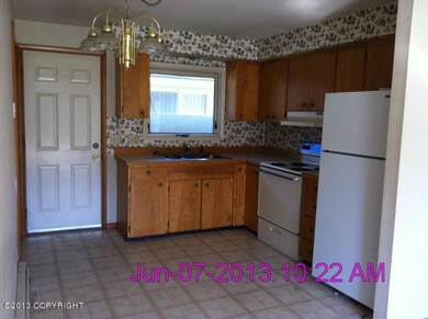 Kitchen Unit 1