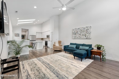 617 Sumter Ave unit 1, Carolina Beach, NC 28428 - photo 5