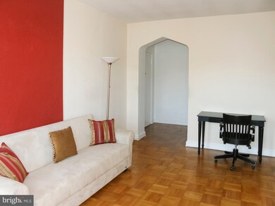 Swarthmore Condos unit 805, Washington, DC 20037 - photo 7