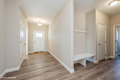 504 Hatch Lake Pkwy, Valparaiso, IN 46385 - photo 2