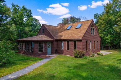 266 Mammoth Rd, Pelham, NH 03076 - photo 2