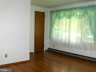 557 Foxcroft Rd, Warrenton, VA 20186 - photo 5