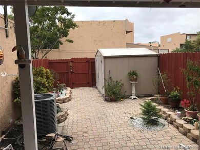 4384 W 10th Ln unit 60, Hialeah, FL 33012 - photo 2