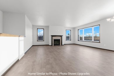 1707 Betty Jean Ln, Green Bay, WI 54313 - photo 4