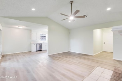5-web-or-mls-133 Longfellow-1