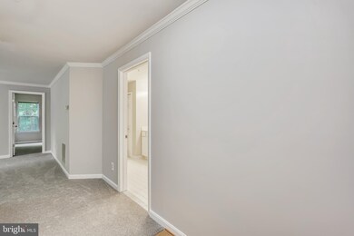 137 Timberbrook Ln unit 201, Gaithersburg, MD 20878 - photo 6