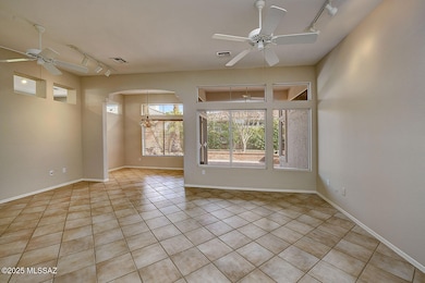 14686 N Lost Arrow Dr, Oro Valley, AZ 85755 - photo 7