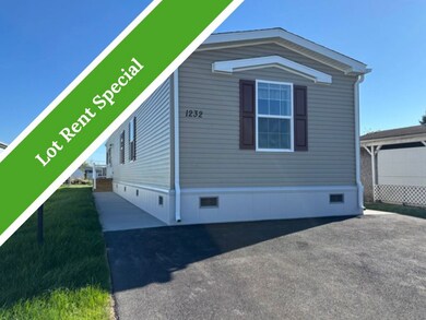 1232 Maplewood Dr unit 1232, Lockport, NY 14094 - photo 3