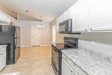 005-photo-kitchen-7570517