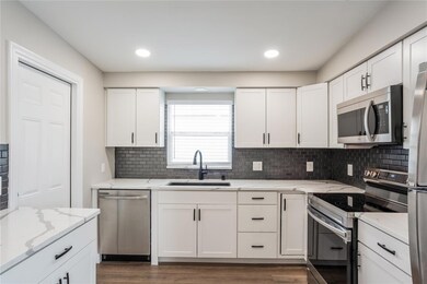 8716 78th Place, Seminole, FL 33777 - photo 6