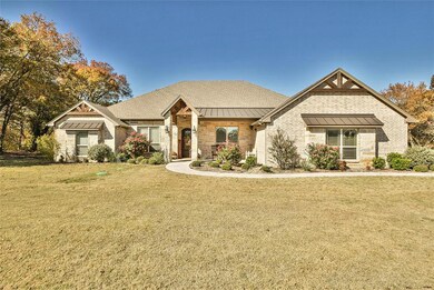 220 Wishbone Ct, Granbury, TX 76049 - photo 2