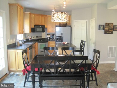 6477 Colonial Village Loop, Manassas, VA 20112 - photo 4