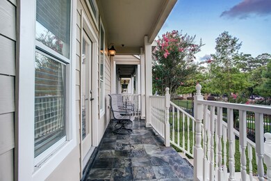 823 Garden Rose Ln, Houston, TX 77018 - photo 5