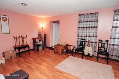 105 Cambridge Manor Dr, Schenectady, NY 12302 - photo 3