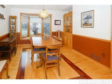 38234 Great Oaks Ct, North Branch, MN 55056 - photo 5