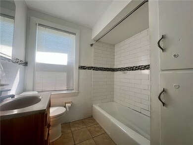 184 Elmdale Ave, Providence, RI 02909 - photo 3