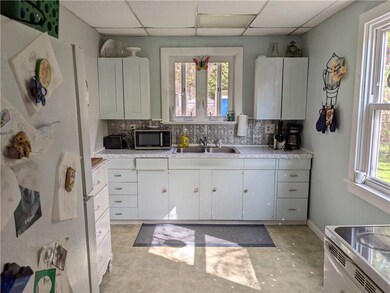 22 Brandon St, Chepachet, RI 02814 - photo 5