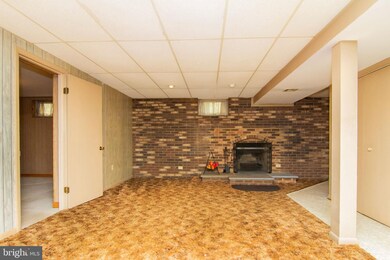 1304 Judges Ct, Sykesville, MD 21784 - photo 7