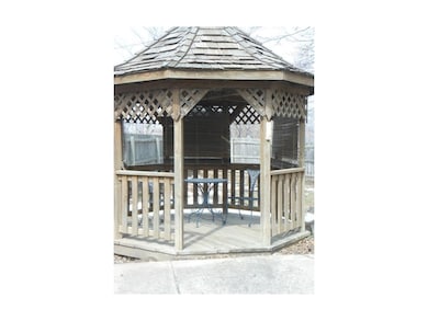 come relax in the gazebo