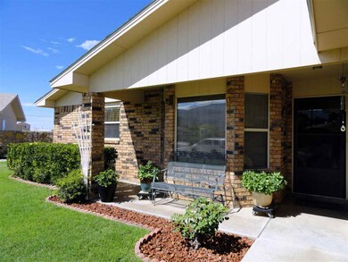 722 Candlewood Ct, Alamogordo, NM 88310 - photo 2