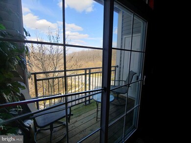 1311 Karen Blvd unit 302, Capitol Heights, MD 20743 - photo 2