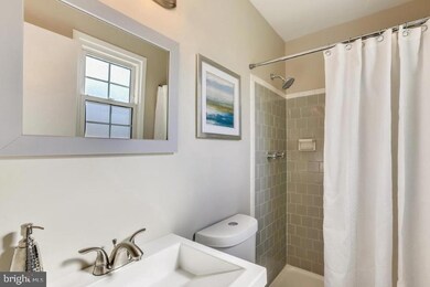 4208 Bel Pre Rd, Rockville, MD 20853 - photo 3